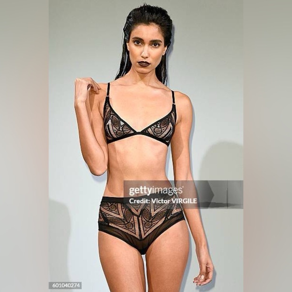 NEW GSQ God Save Queens Bralette Black Lace Mesh Lingerie Top Small NWT